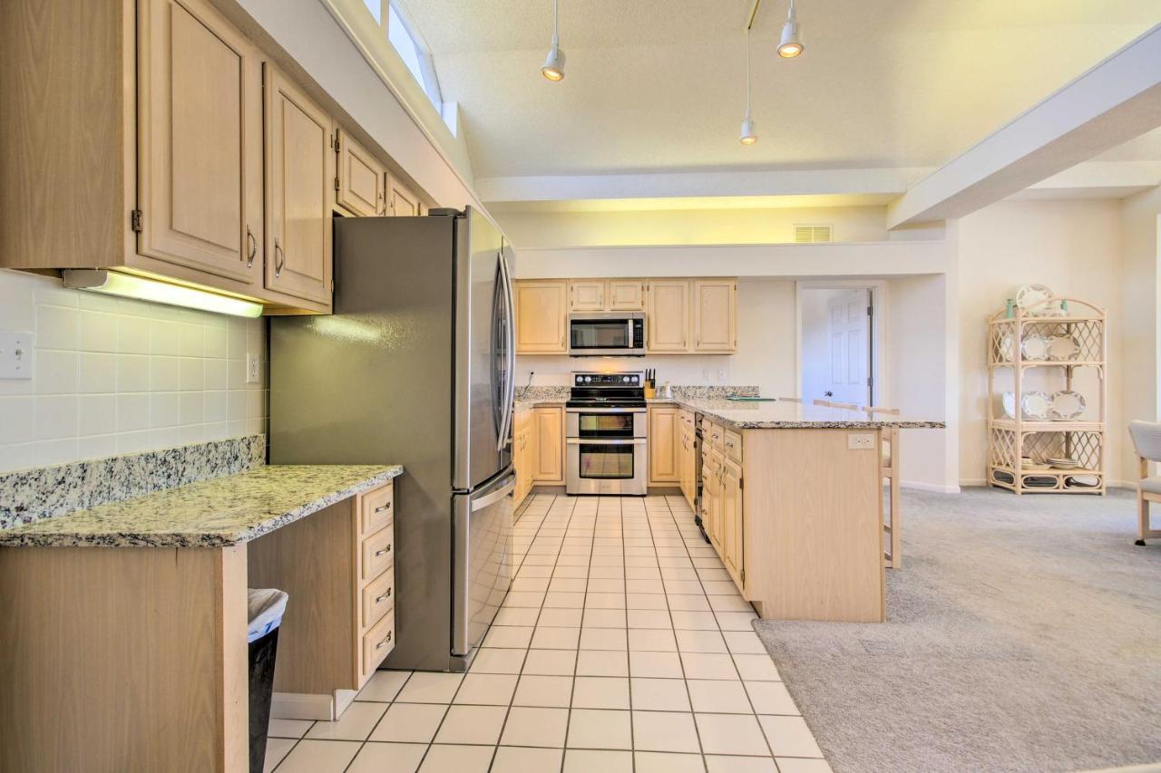 Bright Waterfront Condo With Resort Amenities! Lake Ozark Exteriör bild