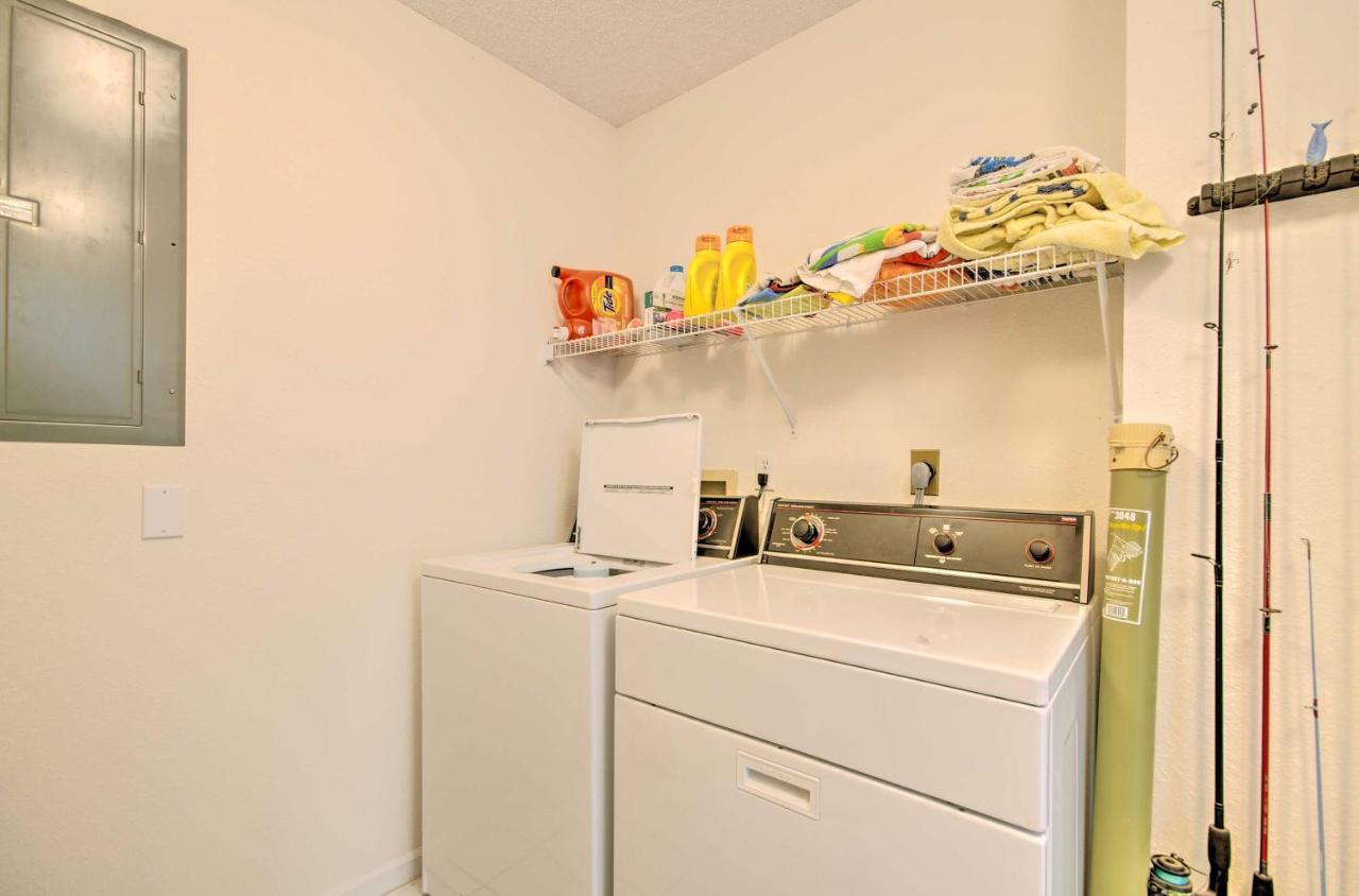 Bright Waterfront Condo With Resort Amenities! Lake Ozark Exteriör bild